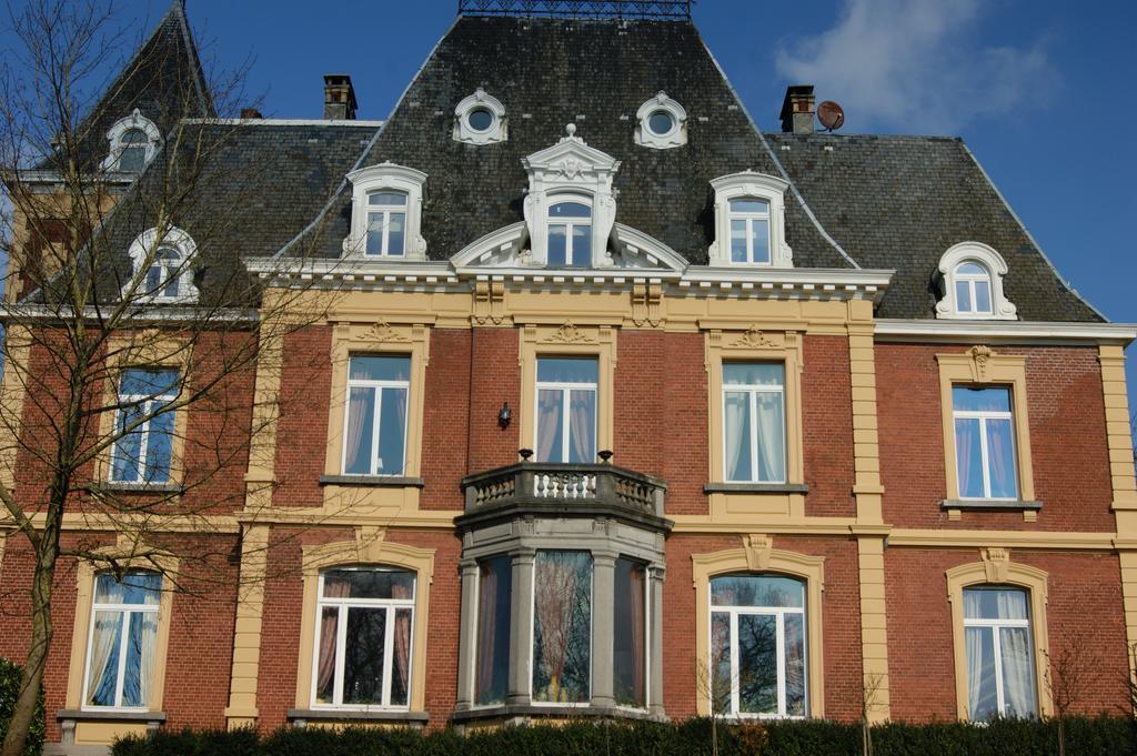 טהאו Chateau Neufays מראה חיצוני תמונה