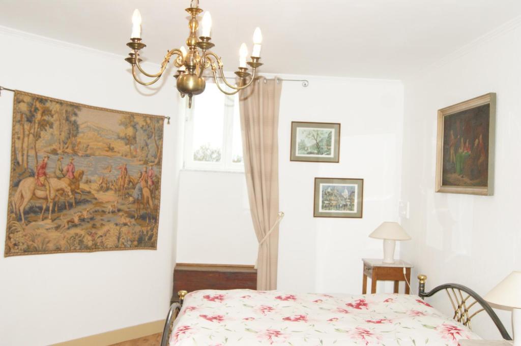 טהאו Chateau Neufays חדר תמונה